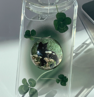 Flower Black Cat Bead Tok