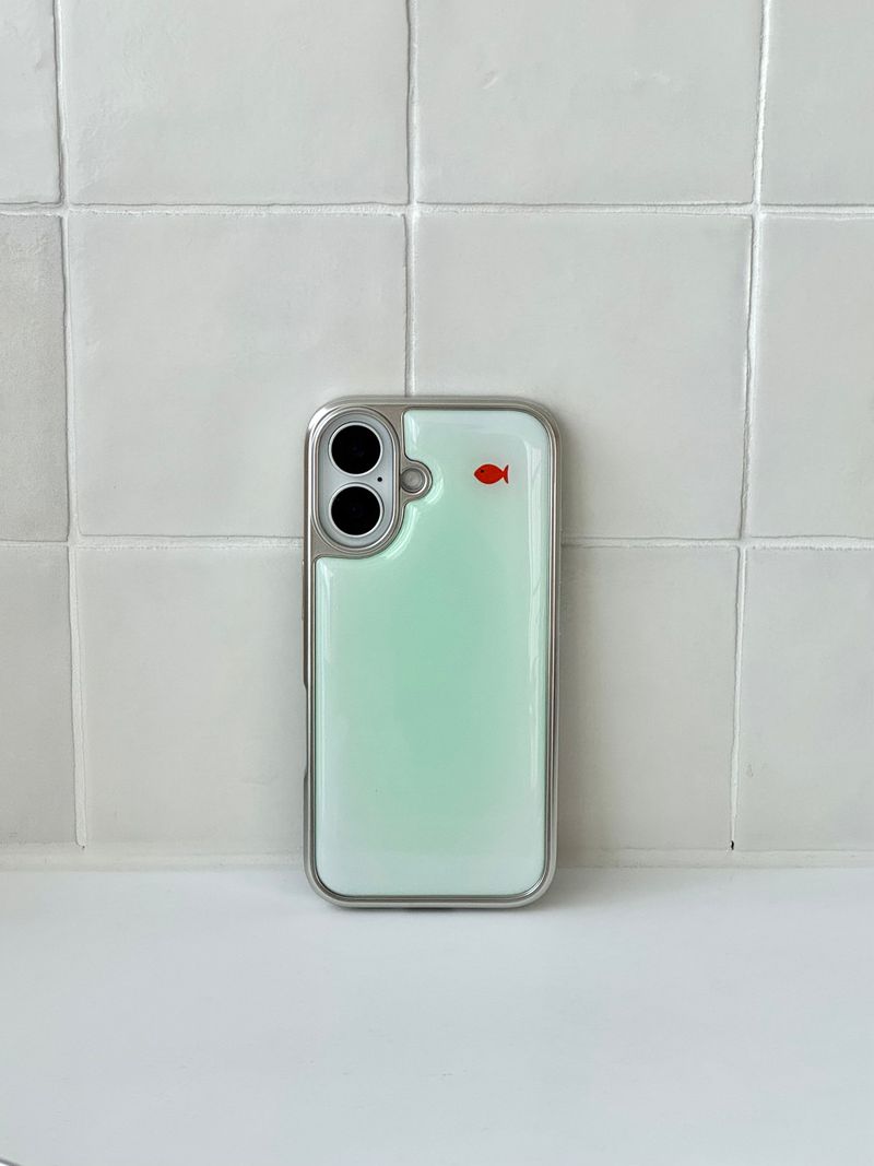 MINT GOLDFISH Silver Epoxy Case