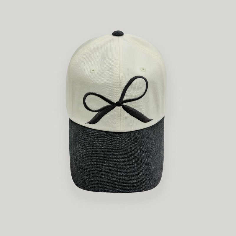 UBEIGE(ユーベイジ)の「Charcoal/Cream Pigment Ribbon Cap(Hats)」