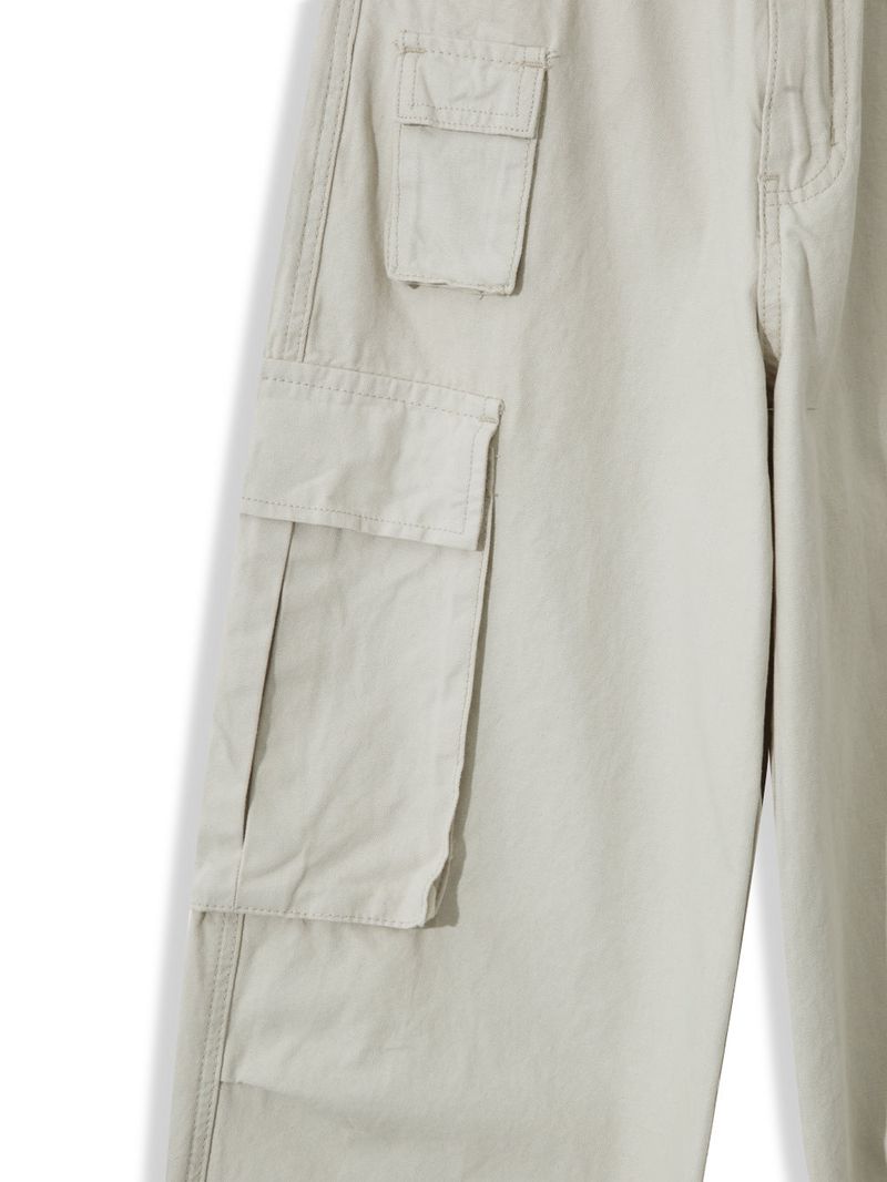 multi-cargo pants
