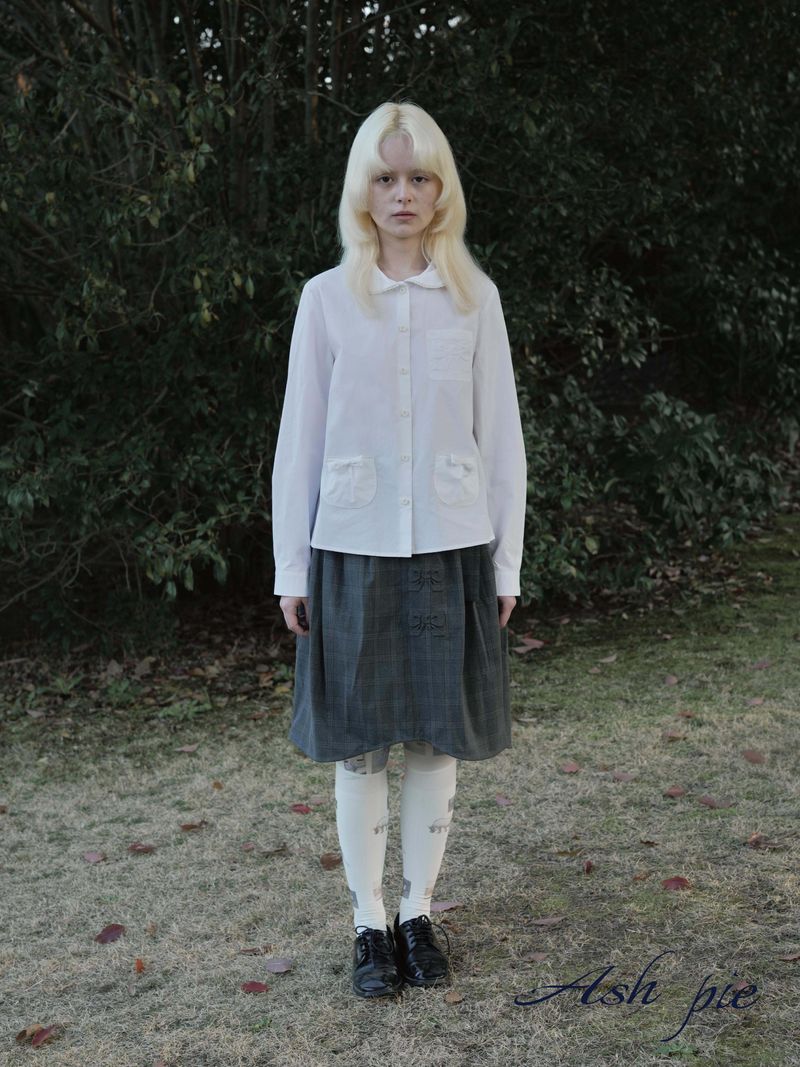 AW25 プリーツスカート