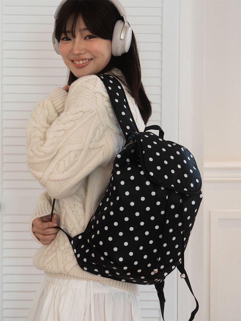 oimo（オイモ）の「ドットストリングリュックサック - ブラック（バッグ）」