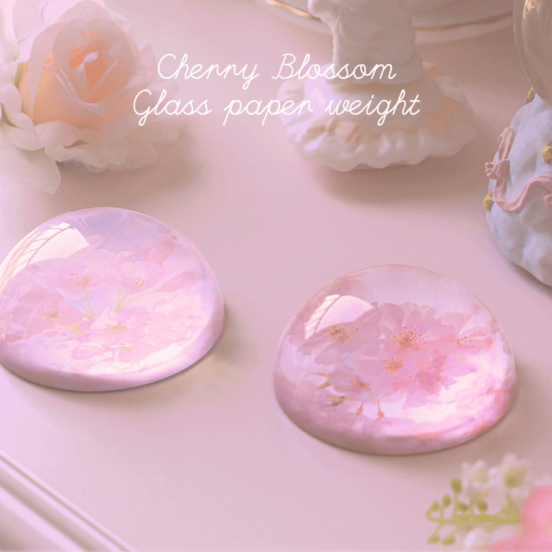 Dreamy-Lights（ドリーミーライツ）の「チェリーブロッサムグラスペーパーウェイト（ファッション小物）」