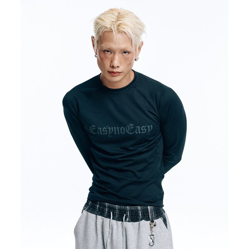 EASY NO EASY（イージーノーイージー）の「Lettering Logo Compression Long Sleeve - Black（Tops）」