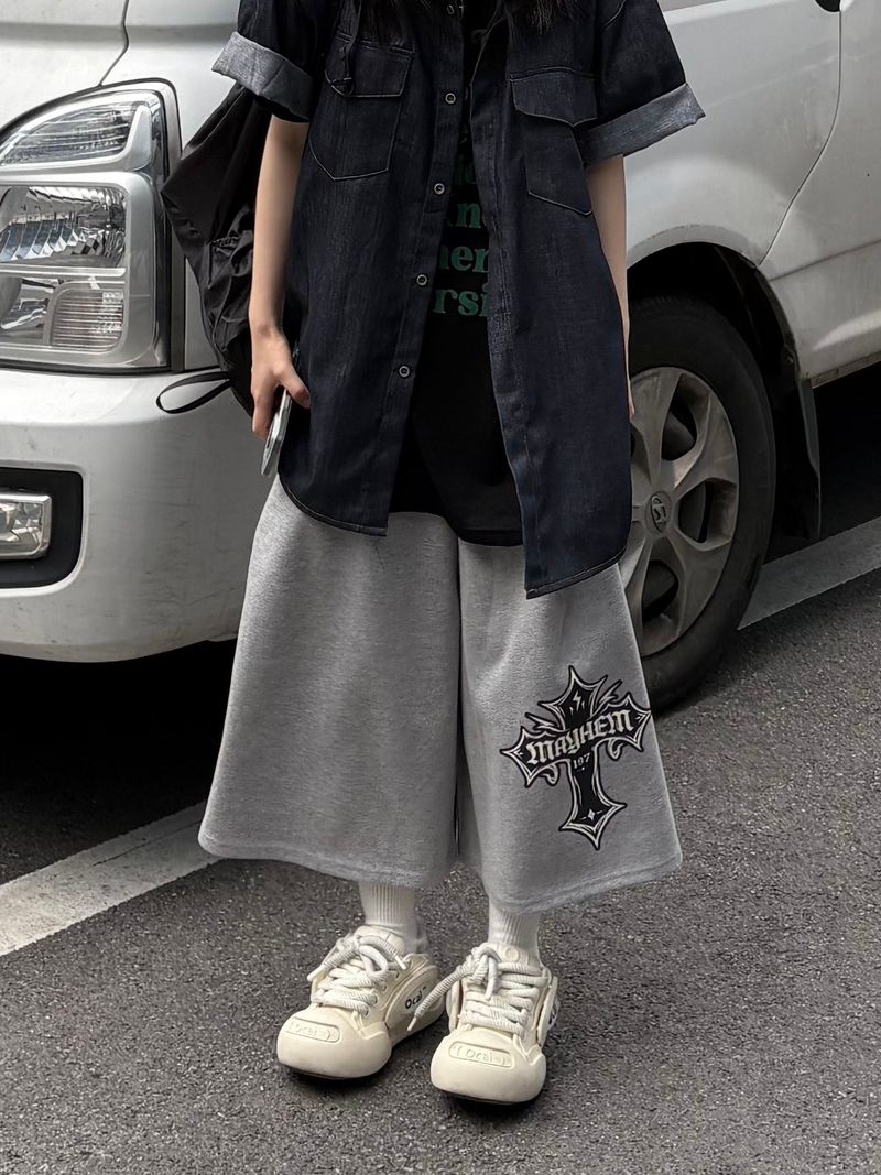 cross sweat bermuda pants