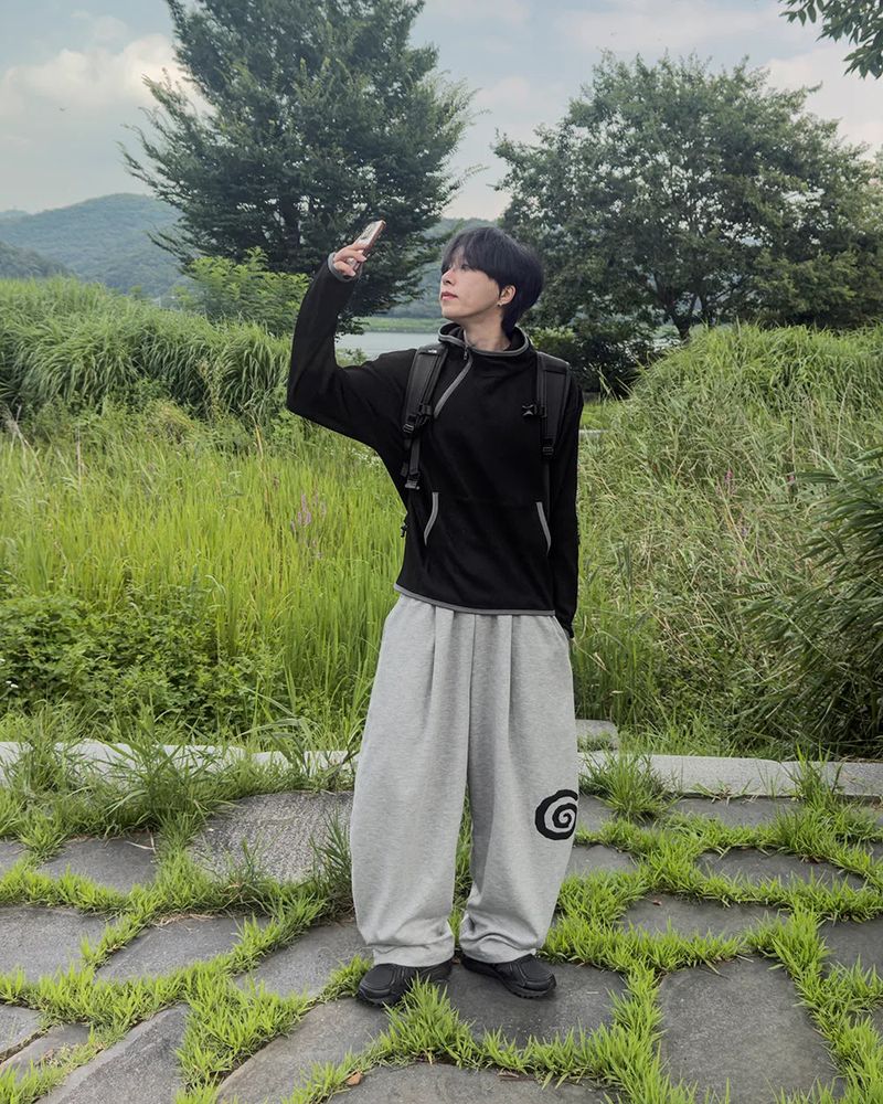 Terne ribbed diagonal zipper hoodie