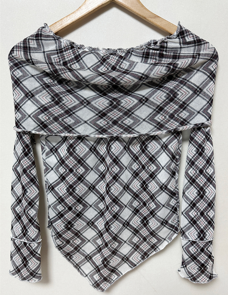 ARGYLE OFF-SHOULDER🤍❤ - 2 COLORS