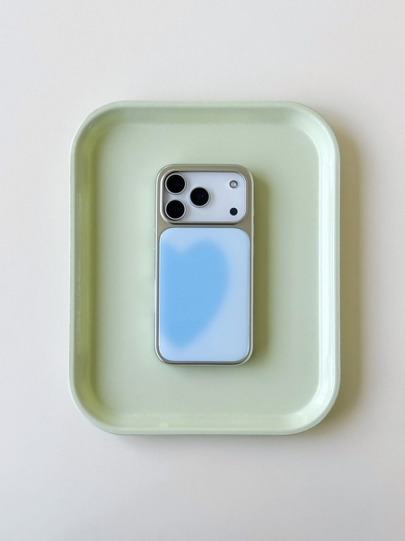 ABOE（アビオエ）の「BIG HEART BLUE Silver Epoxy Case（Smartphone Accessories）」