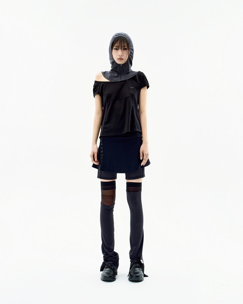 ojos（オホス）の「Detachable Collar T-shirt / Black（Tops）」
