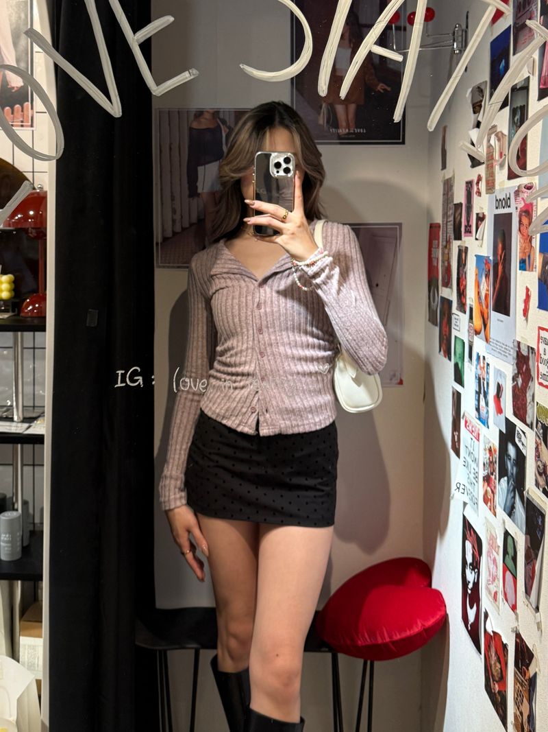 We Fell In Love In Reality（ウィ フェル イン ラブ イン リアリティ）の「Subtle Stripes Button Up Top - 3 colours（Tops）」
