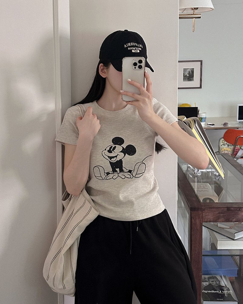 MAYBINS(メイビンス)の「Waffle-printed short-sleeved T-shirt(Tops)」