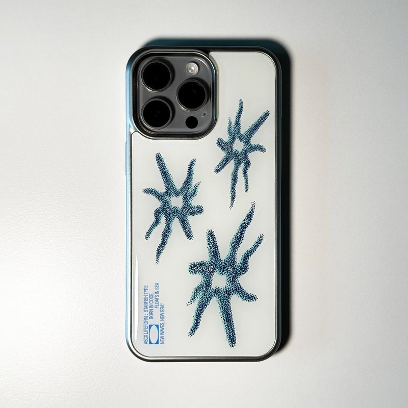 MEMORIESBOUNDARY（メモリーズバウンダリー）の「BORN IN CODE Starfish Phone Case (SV_Blue)（Smartphone Accessories）」