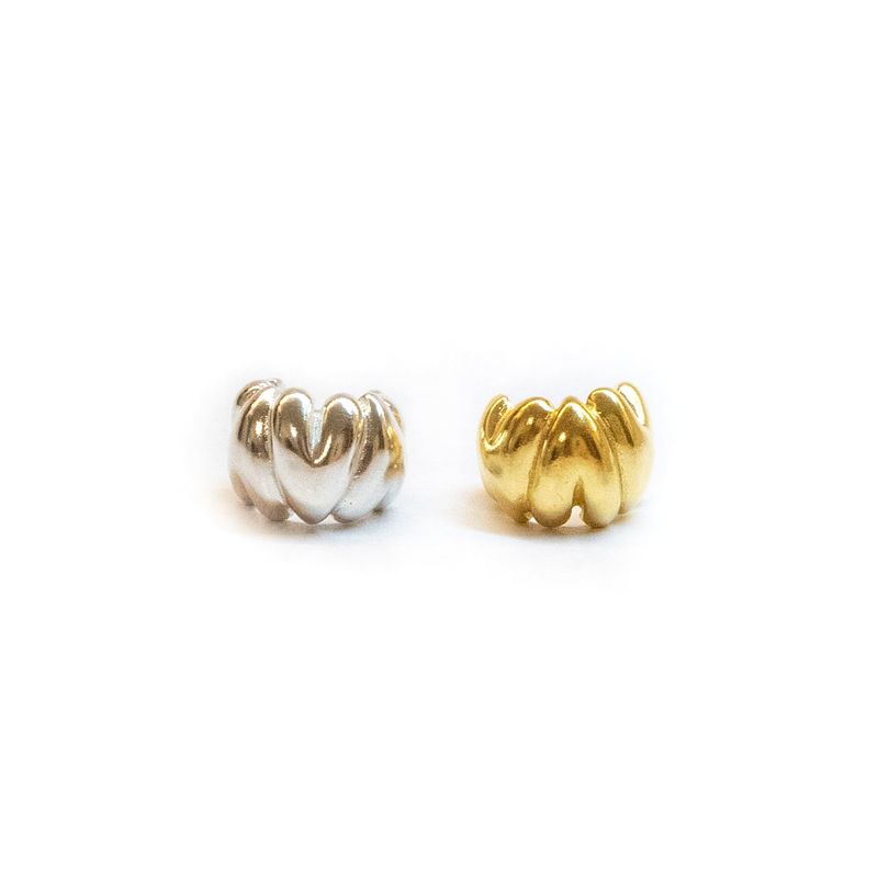 Lovey Dovey Earcuff