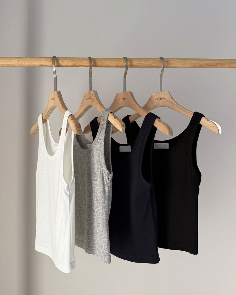 Rati Sleeveless