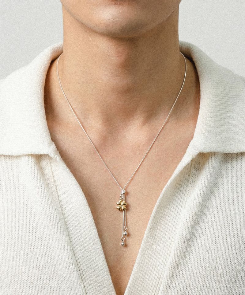 GRAYNOISE（グレーノイズ）の「Ribbon clover necklace G (925 silver)（Accessories）」