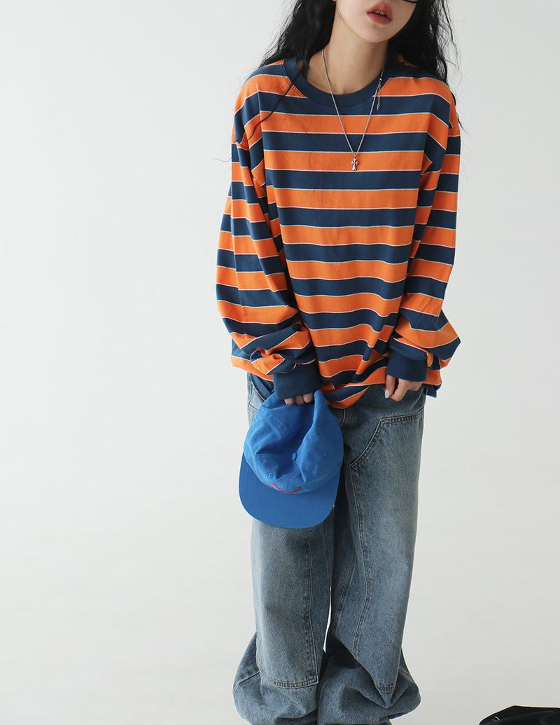 Stripe Dangara. Boxy sweatshirt