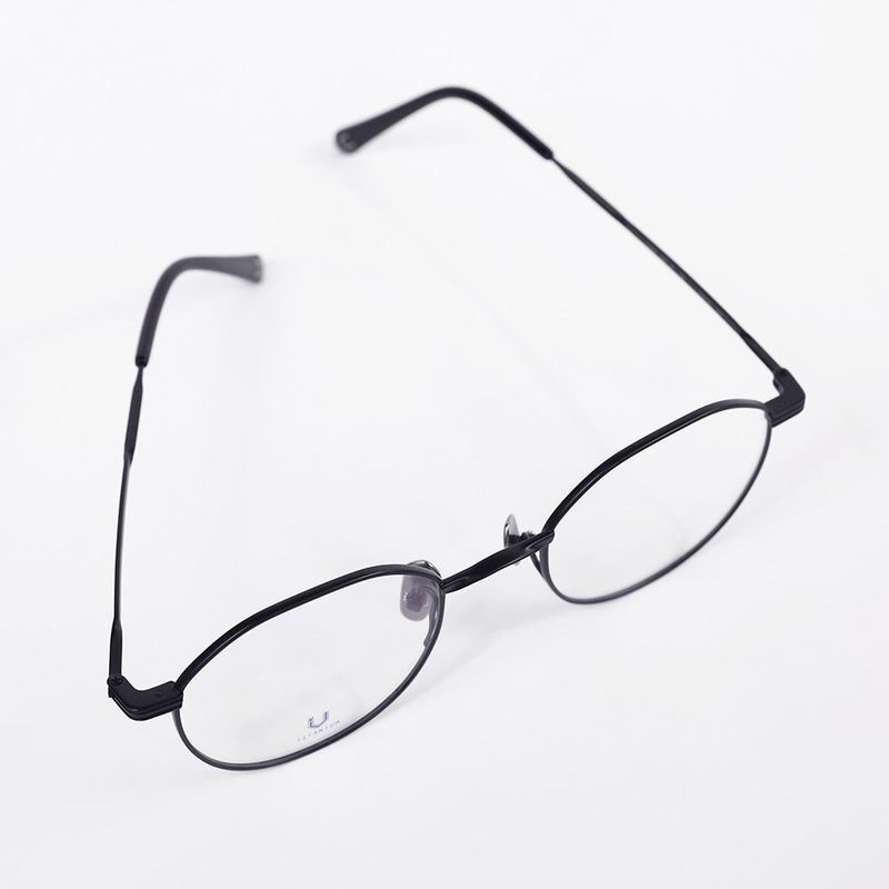 Knouun Round titanium glasses CODE. 101. D Black