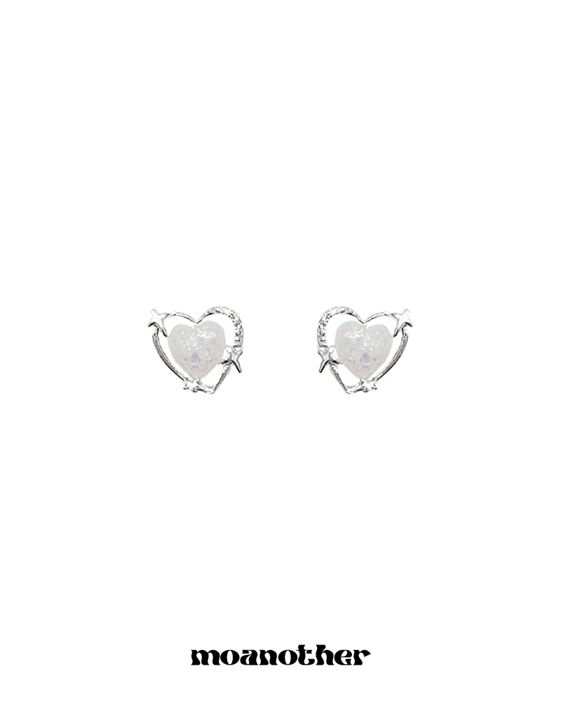 [Hearts2Hearts Juun Pick!](Silver Post) Opal Heart Earring