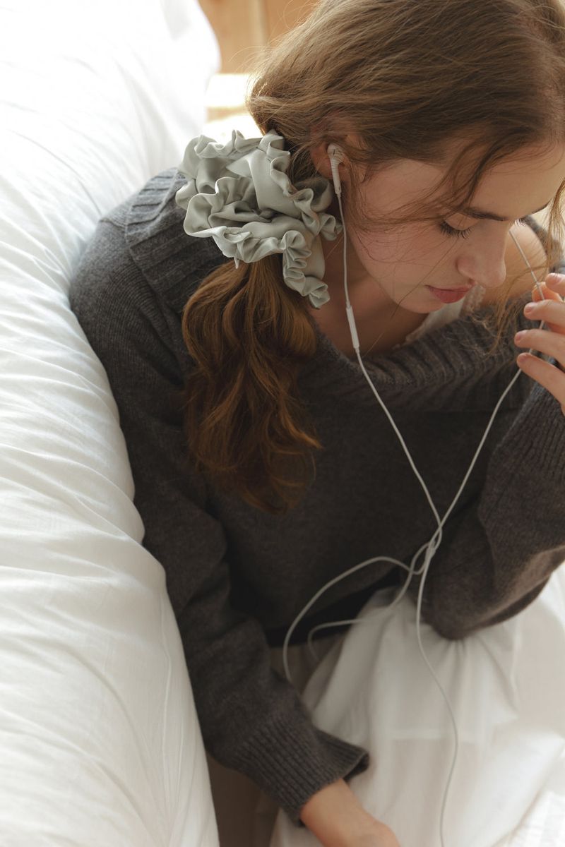 dungeureon（ドゥングロン）の「After Frill Scrunchie (Green)（Hair Accessories）」