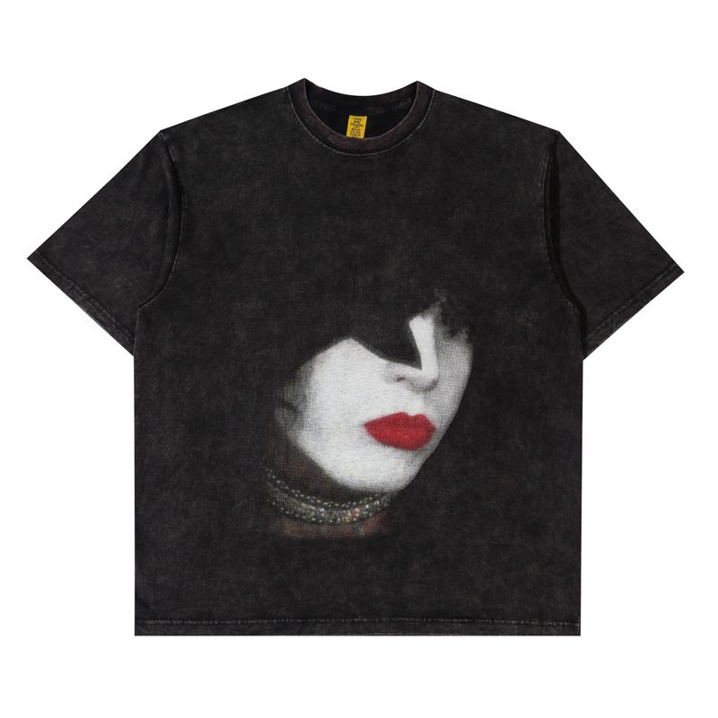 Buru Studio（ブルースタジオ）の「First Kiss Washed T-Shirt（Tops）」