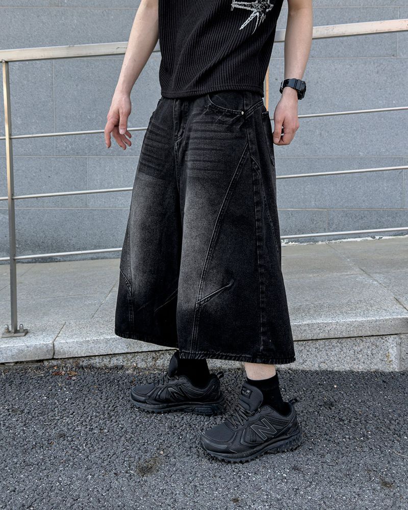 Rond Curved Washed Bermuda Denim