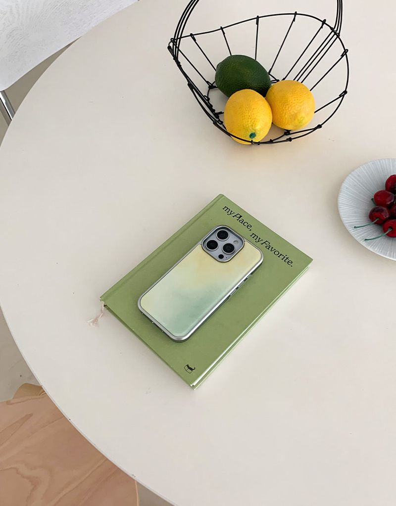 [MADE]レモングリーン シルバー エポキシ iPhoneケース