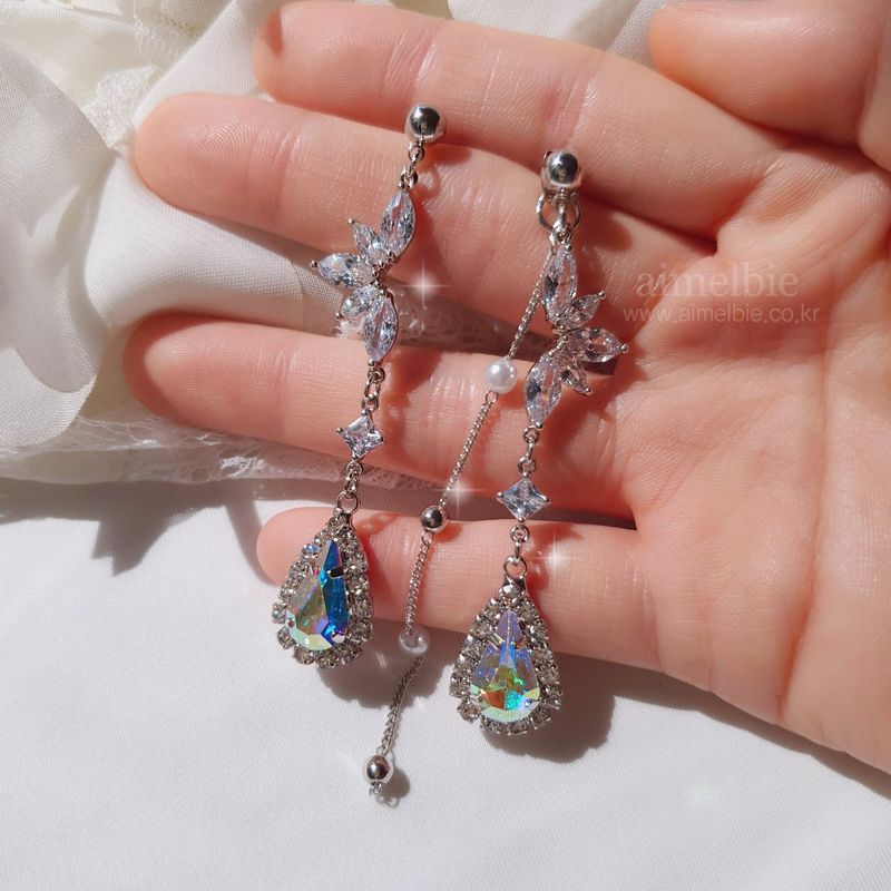 [Aespa Giselle Piercing] ヘブンリープリズムピアス