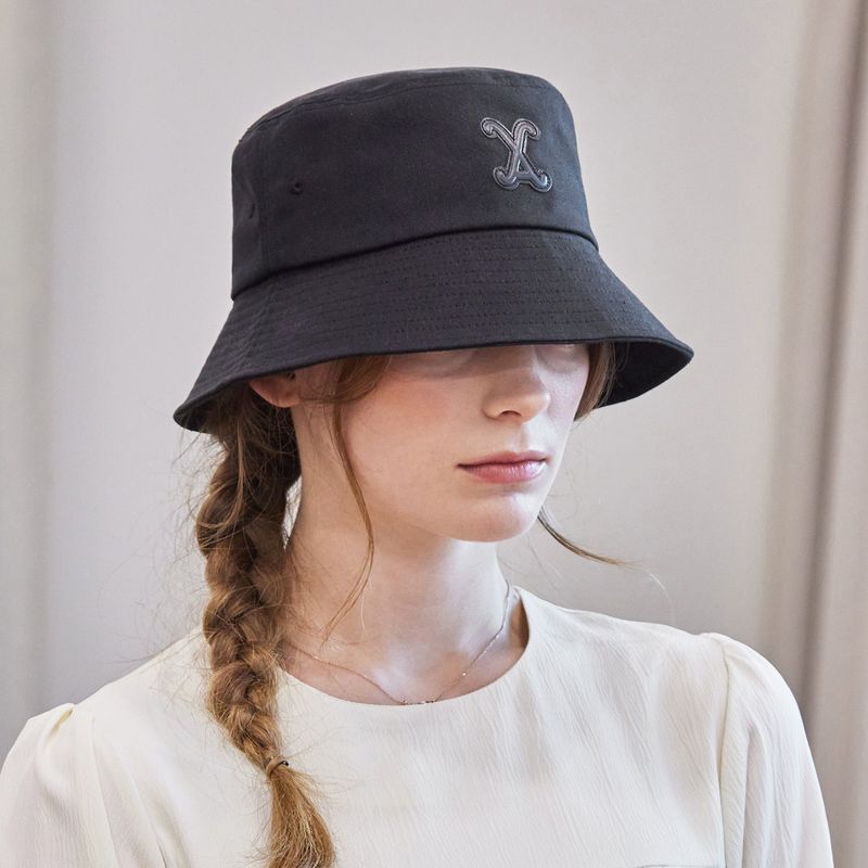 VA Curved Patch Bucket Hat / Black