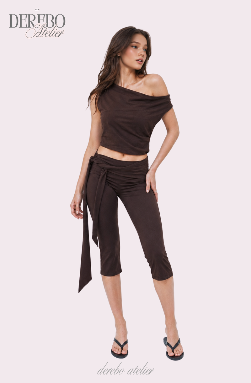 Medley Strap Shirring Capri Pants