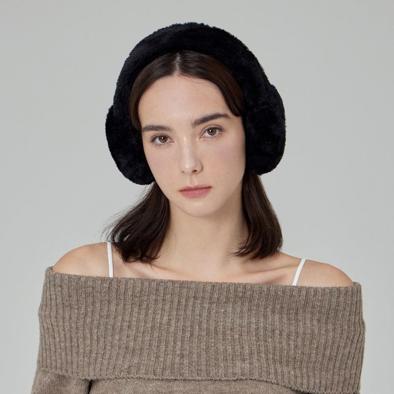 VA Curved Logo Fur Earmuff / Black