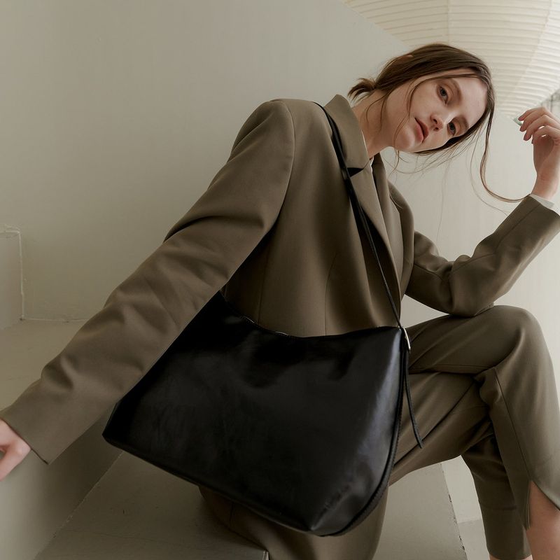 Donkie（ドンキー）の「Puffy - Black（Bags）」