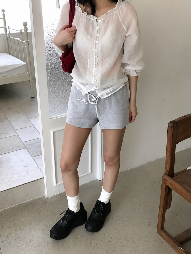 Salty Off-Shoulder Blouse (2 colors)