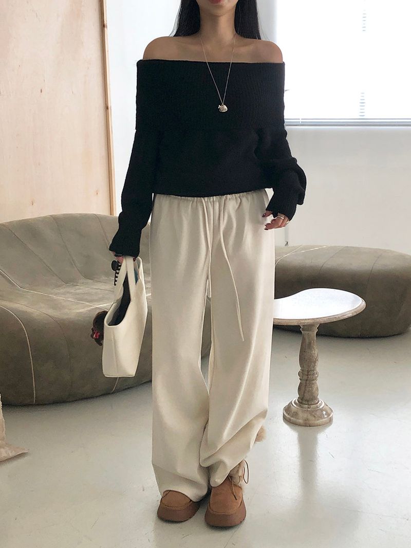 [MADE] Endelin Wool Off-Shoulder Knit