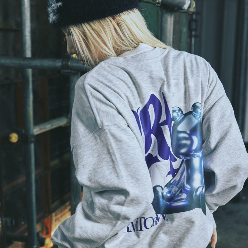 ROMANTIC CROWN（ロマンティッククラウン）の「ASTRO TEDDY CREWNECK（Tops）」