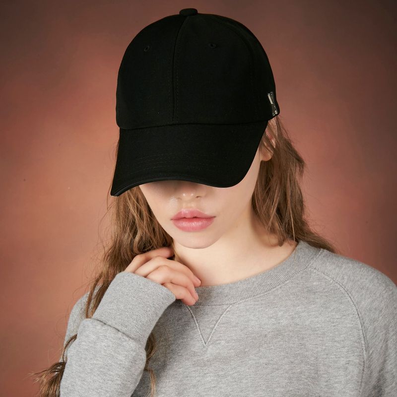 Silver stud over fit ball cap