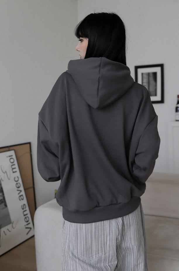 High-neck cut-off hood zip-up