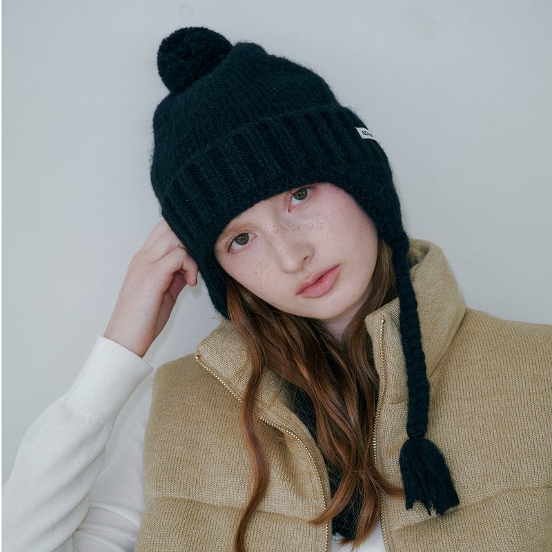ALLINCOMPLETE（オールインコンプリート）の「Folded Bell Earflap Beanie (Black)（Hats）」