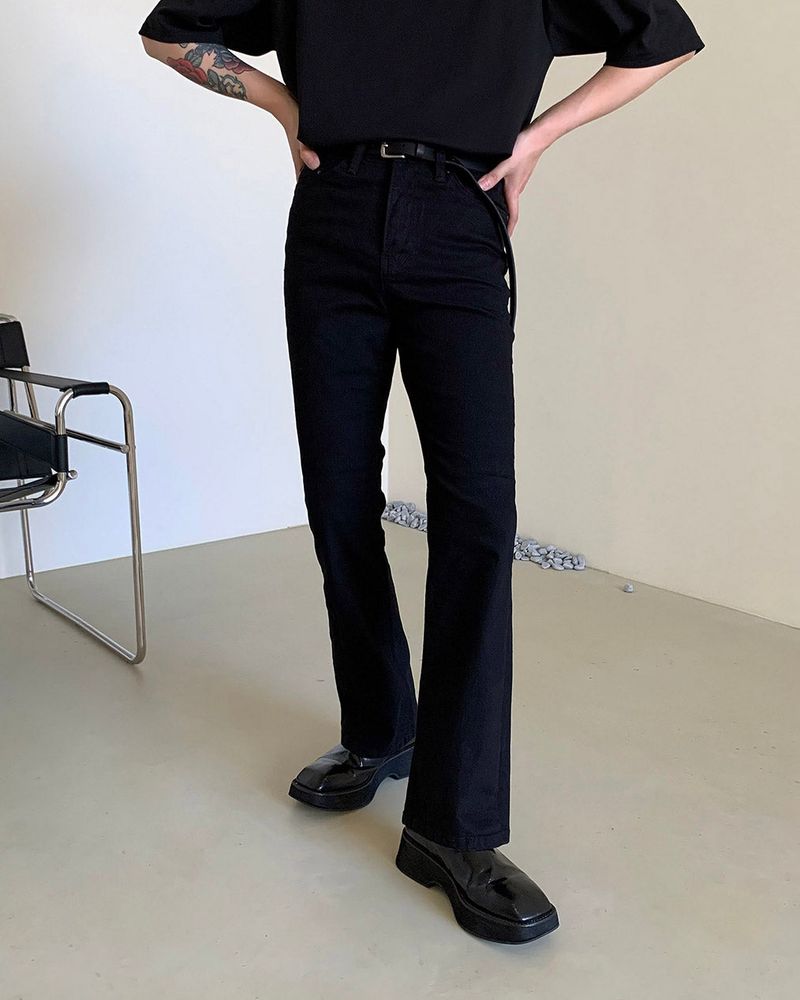 MG601 Semi boot cut black jeans
