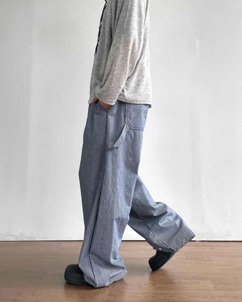 Twin Stripe Curved Pants
