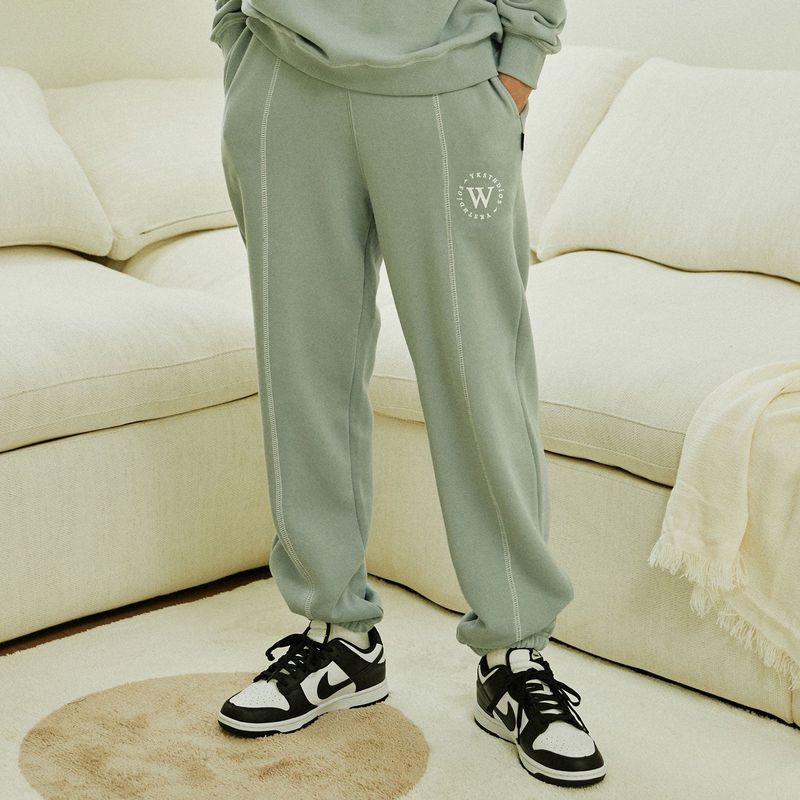 WaiKei（ワイケイ）の「Hi Steady stitch sweatpants（Pants）」