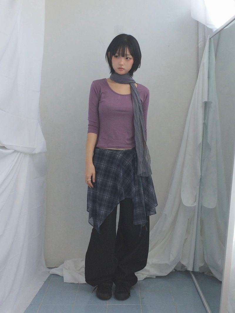 U-Neck Three-Quarter Slim Line Cotton Top