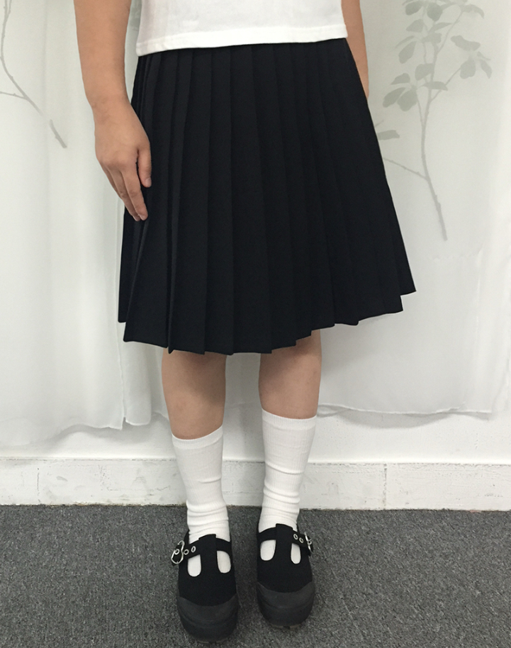 myorang（ミョラン）の「トウキョウプリーツミディスカート (2color)（スカート）」