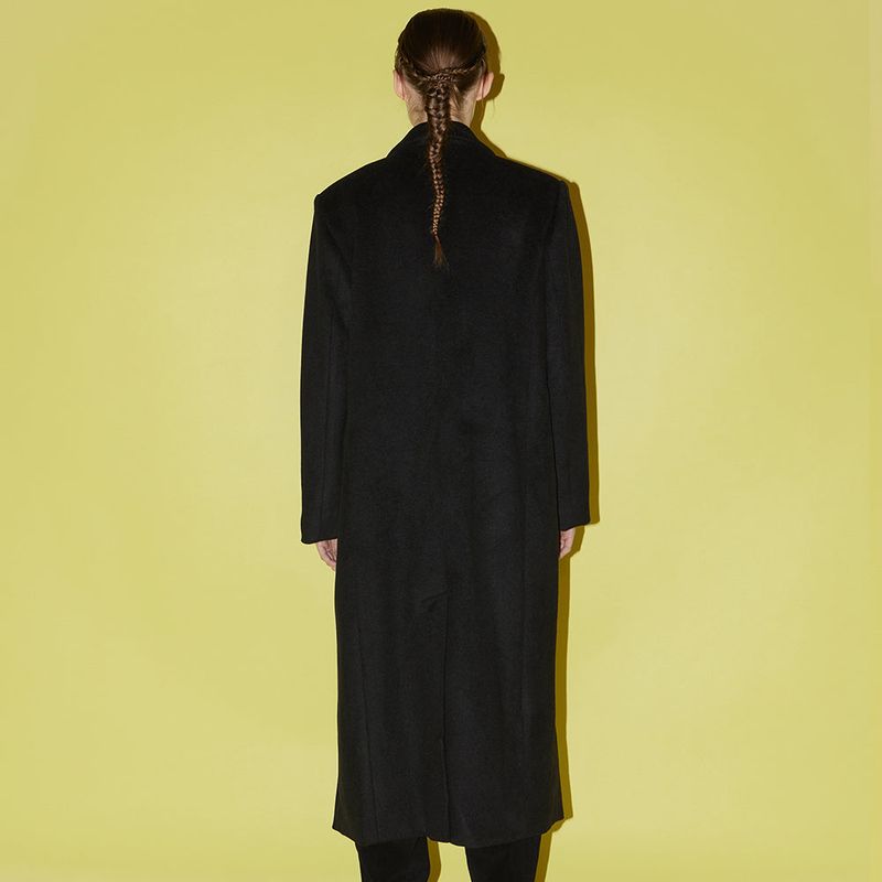 Single breasted tailored coat black