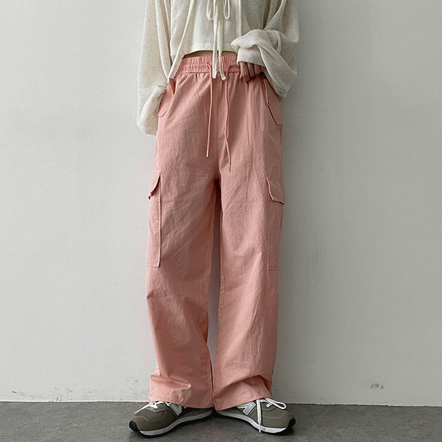 hijjoo（ハイチュー）の「Mochi Two-Way Hem String Cargo Pants（Pants）」