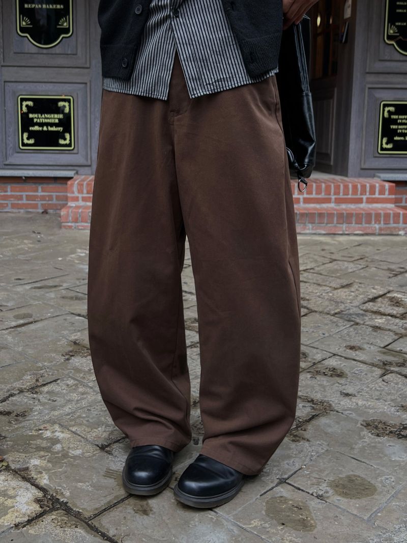 ESOO（イス）の「Donor Curved Cotton Pants (S / M / L, 3 Colors)（Pants）」