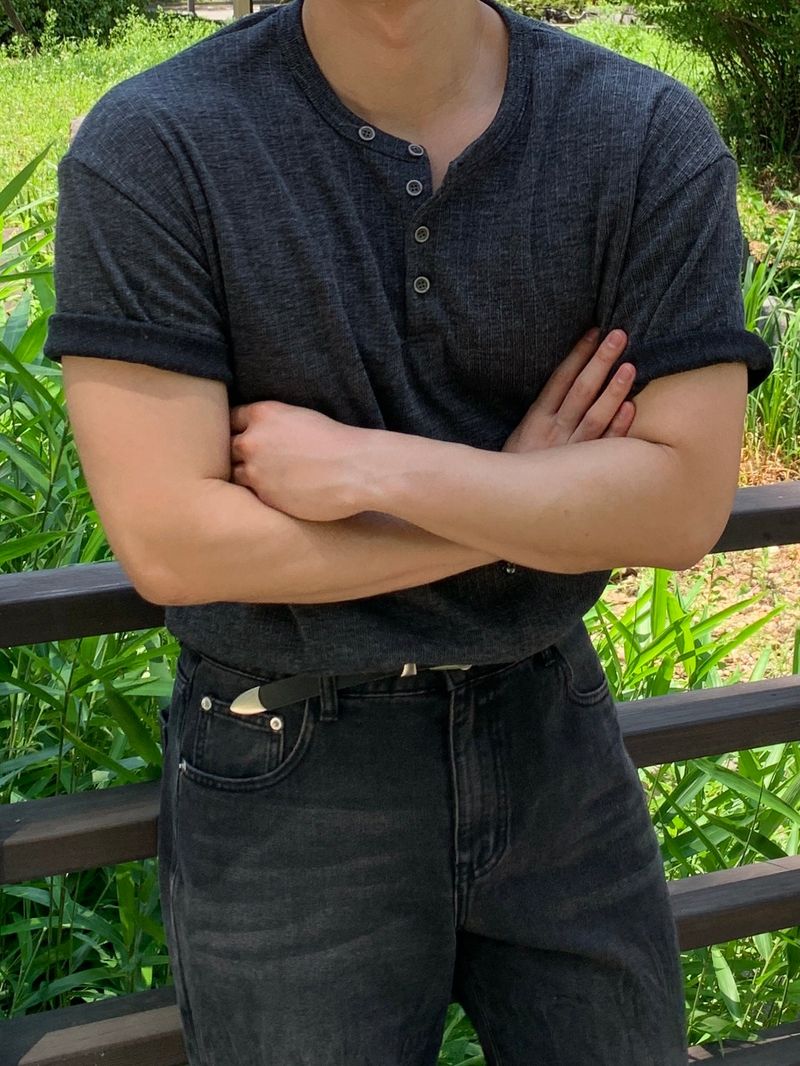 Day Antique Burton Henley Neck