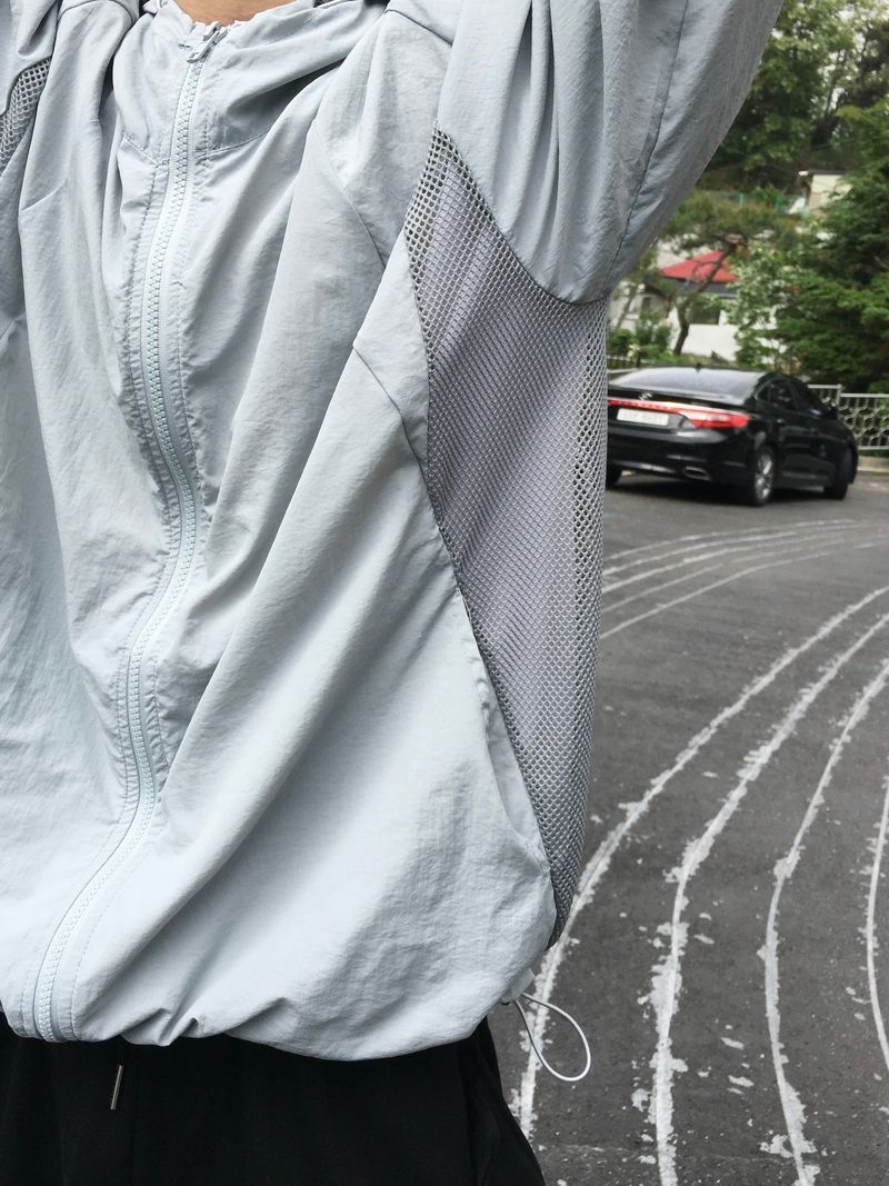 Solin Mesh Hood Windbreaker 5C