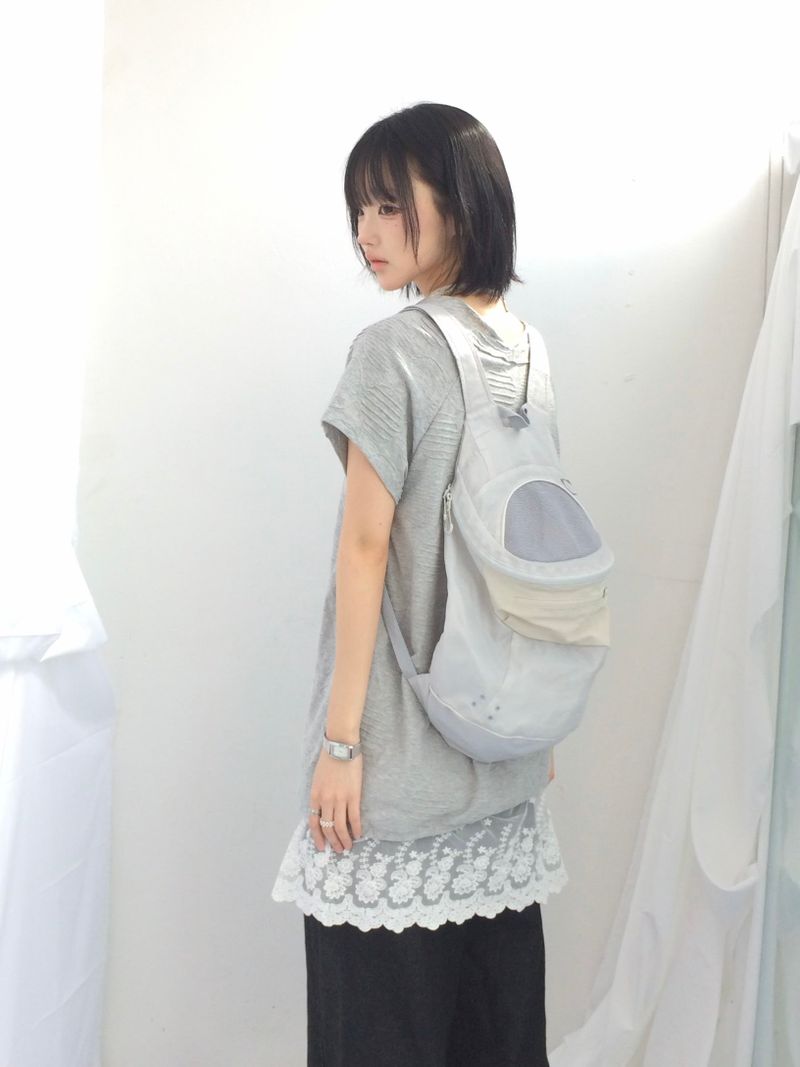 embossed shirring strap t