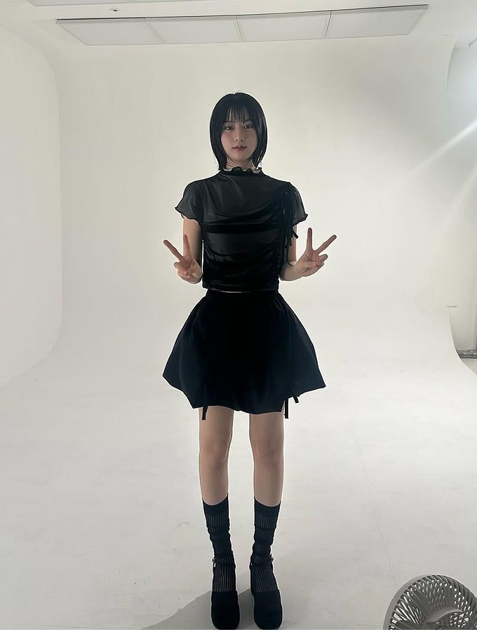 Double layer ribbon top