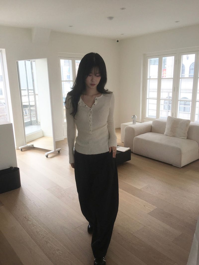 Henley neck loose fit knit